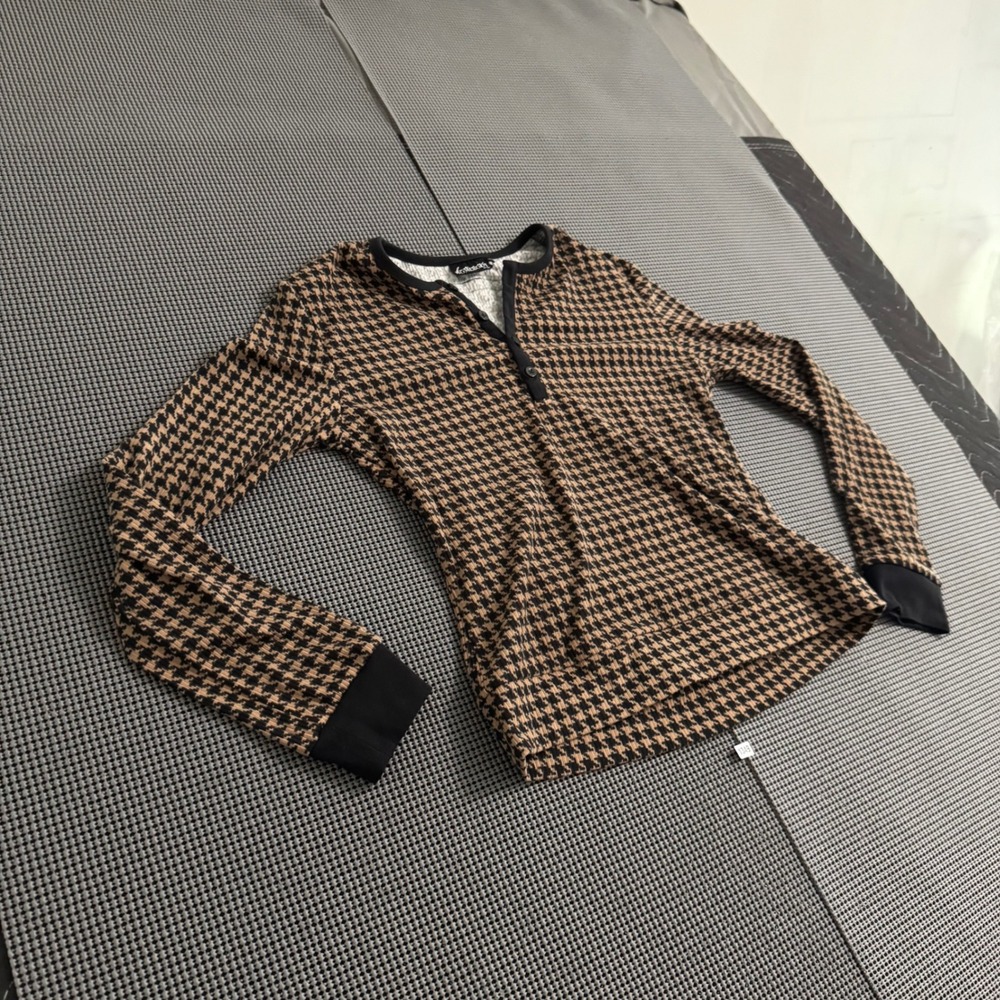Fancy Homebody Brown Black Houndstooth Henley Long Sleeve Top Large